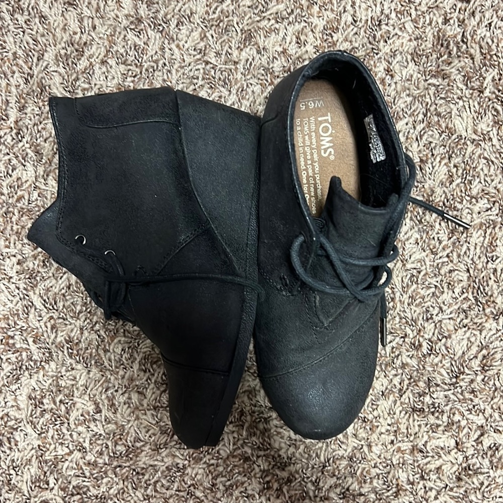 Women’s Tom wedges